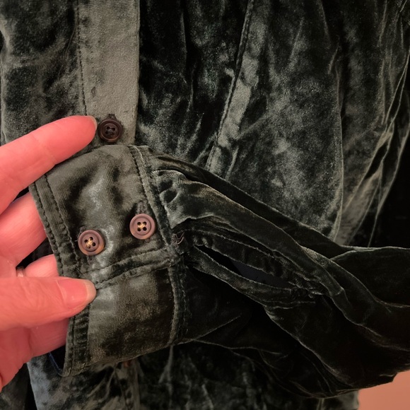 The Hadley Relaxed Buttondown Shirt by Pilcro: Velvet Edition size XL - Picture 2 of 6